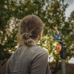 Fiskars teleskopski sjekač za orezivanje grana UPX82 1023625