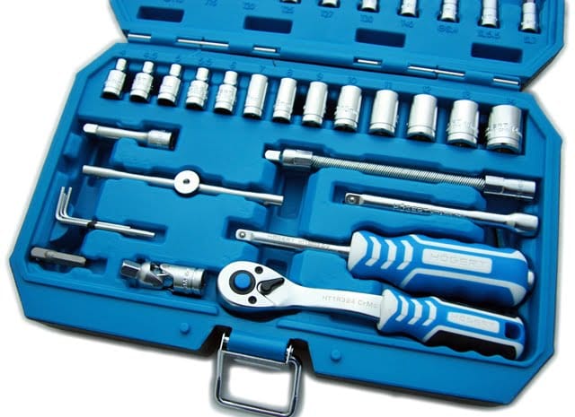 HOEGERT 46-dijelni set nasadnih ključeva 1/4" HT1R416