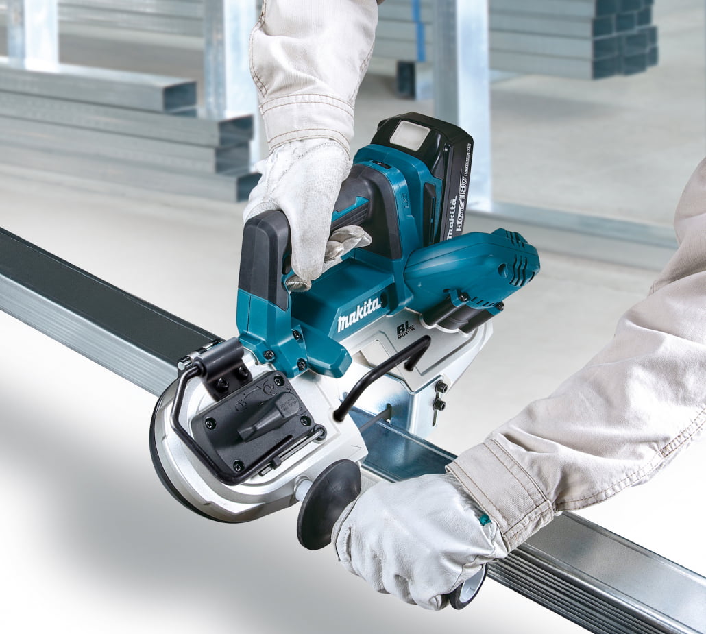 Makita aku tračna testera pila DPB183Z Solo