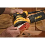 DeWALT rotaciona ekscentrična brusilica sa potenciometrom DWE6423 280W 125mm