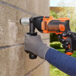 Black+Decker udarna bušilica sa 32-dijelnim setom pribora BEH850KA32 850W