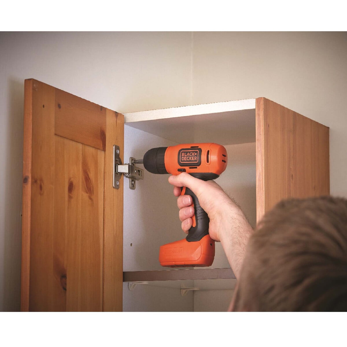 Black+Decker aku bušilica odvijač BDCD8