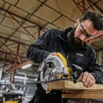DeWALT ručni cirkular kružna pila DWE560 1350W-184mm
