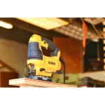 DeWalt ubodna pila 650W DWE349