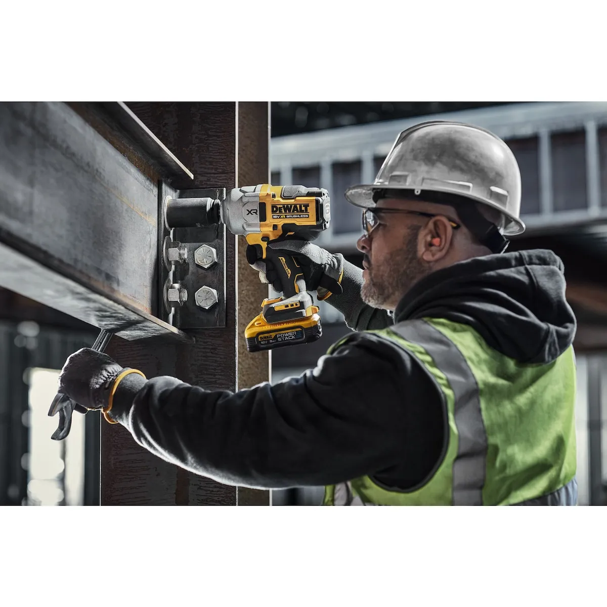 DeWalt aku udarni odvijač 18V 1/2" 2373Nm 2x5.0Ah DCF961H2T-QW-Kit