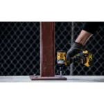 DeWalt aku udarni odvijač 18V 1/2" 406Nm 2 x 5 Ah  DCF922P2T